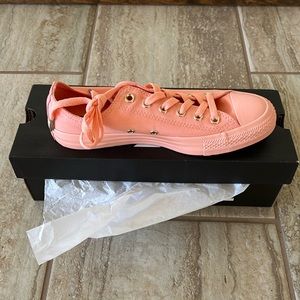 Brand new in box women’s converse